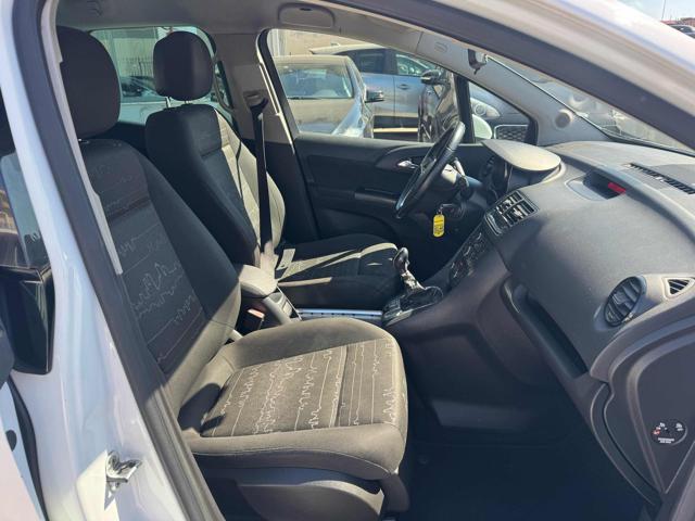 OPEL Meriva usata, con Fendinebbia