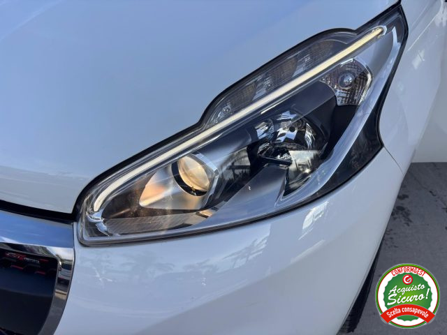 PEUGEOT 208 usata, con Vetri oscurati
