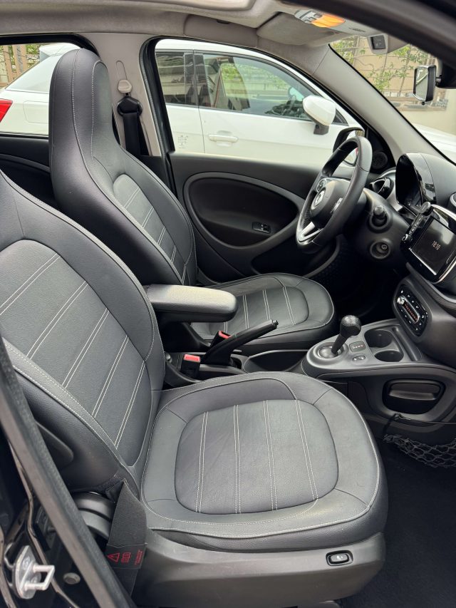 SMART ForFour usata, con Autoradio