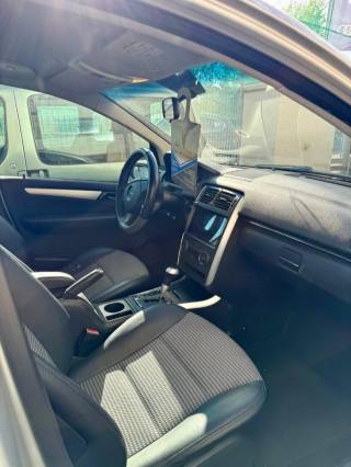MERCEDES-BENZ B 180 usata, con Cerchi in lega