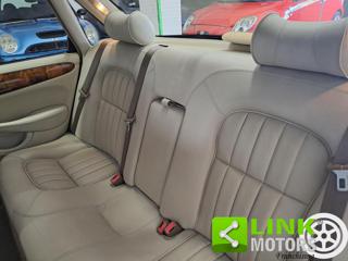 JAGUAR XJ usata 25