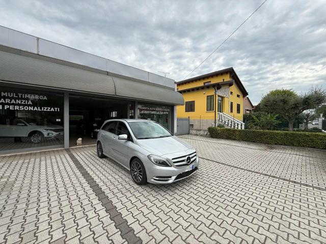 MERCEDES-BENZ B 180 usata, con Alzacristalli elettrici