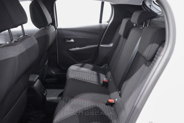 PEUGEOT 208 usata, con Touch screen