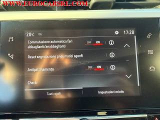 OPEL Corsa usata, con Fari LED