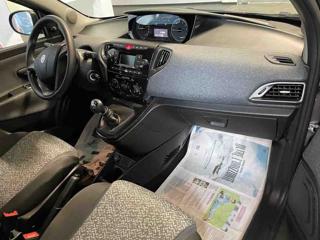 LANCIA Ypsilon usata, con Volante multifunzione