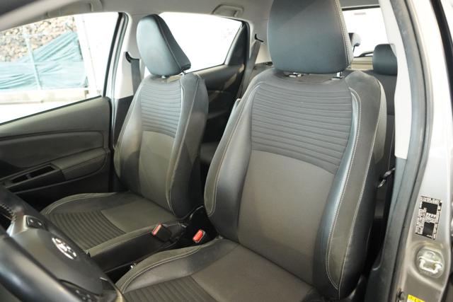 TOYOTA Yaris usata, con Sedile posteriore sdoppiato