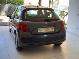 PEUGEOT 207 usata, con Boardcomputer
