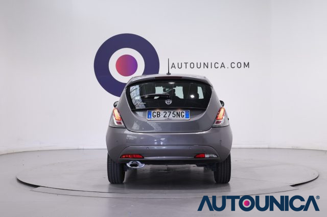 LANCIA Ypsilon usata, con USB