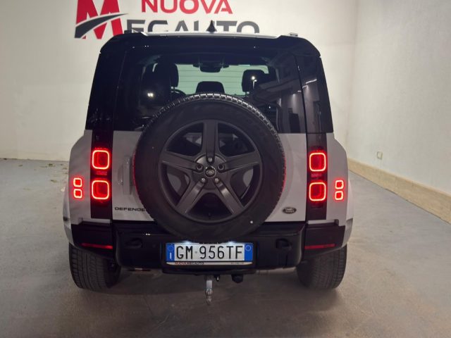 LAND ROVER Defender usata 5