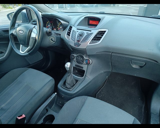 FORD Fiesta usata, con Servosterzo