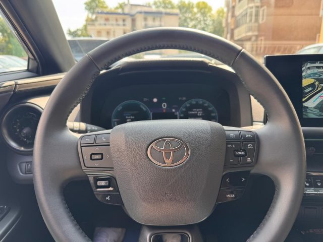 TOYOTA C-HR usata, con Specchietti laterali elettrici