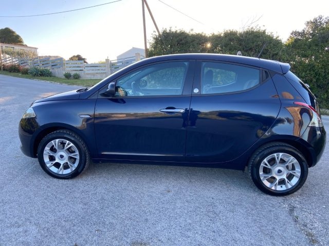 LANCIA Ypsilon usata, con Autoradio