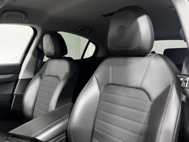 ALFA ROMEO Stelvio usata, con Specchietti laterali elettrici