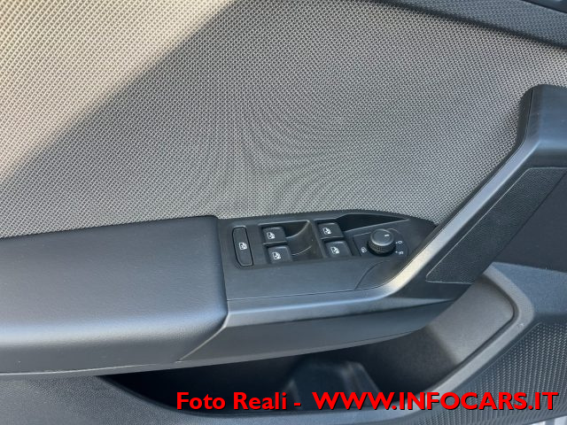 SEAT Leon usata, con Bracciolo