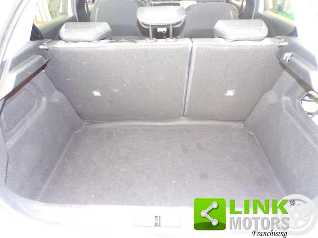 OPEL Corsa usata, con Isofix