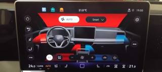 VOLKSWAGEN Tiguan usata, con Bracciolo