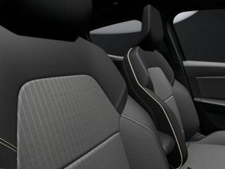 RENAULT Clio usata, con Autoradio