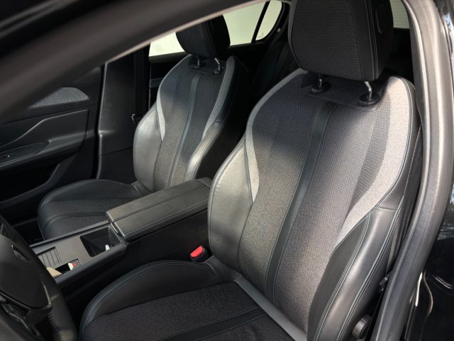 PEUGEOT 308 usata, con Sensore di pioggia
