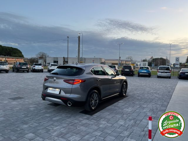 ALFA ROMEO Stelvio usata, con Cerchi in lega