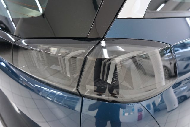 PEUGEOT 5008 usata, con Bluetooth