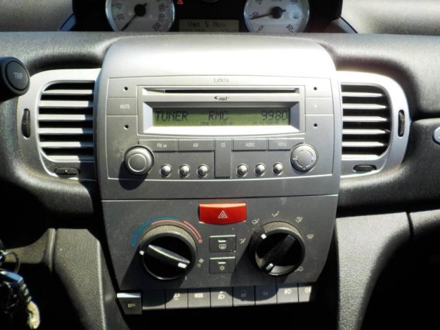 LANCIA Ypsilon usata 28
