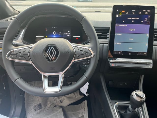 RENAULT Captur usata, con Volante in pelle