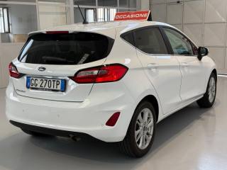FORD Fiesta usata, con Autoradio