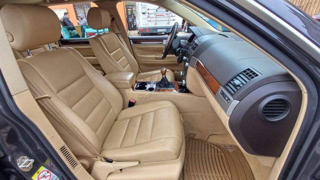 VOLKSWAGEN Touareg usata, con Climatizzatore