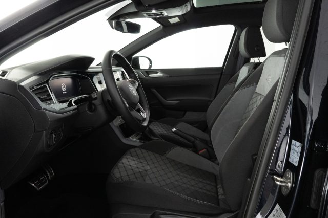 VOLKSWAGEN Taigo usata 7