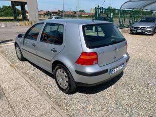 VOLKSWAGEN Golf usata, con Airbag laterali