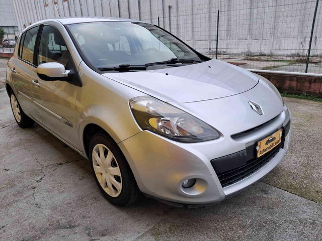 RENAULT Clio usata, con Autoradio