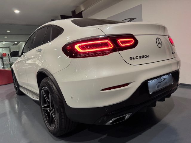 MERCEDES-BENZ GLC 220 usata, con Alzacristalli elettrici