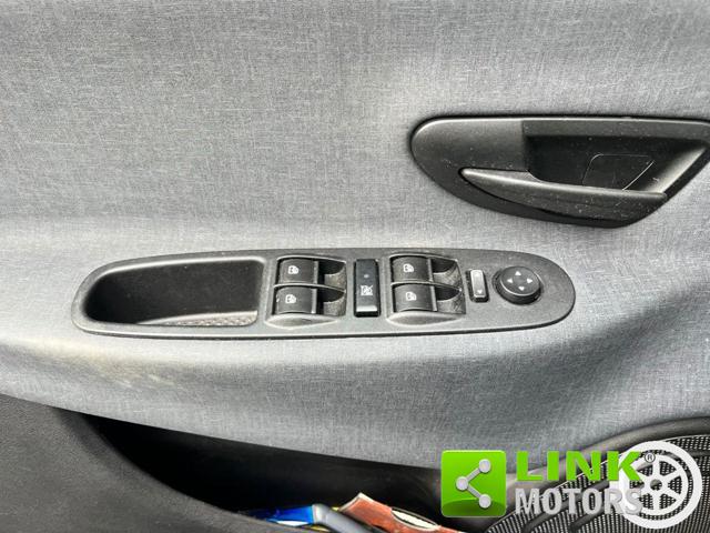 LANCIA Ypsilon usata, con ESP