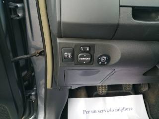 TOYOTA Yaris usata 16