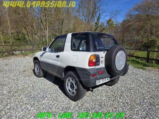 TOYOTA RAV 4 MY23 usata, con Tettuccio apribile