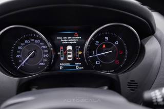 JAGUAR XE usata, con Interni in pelle