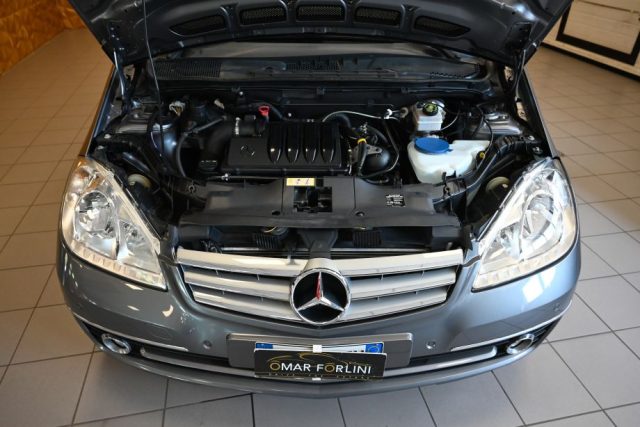 MERCEDES-BENZ A 180 usata 14