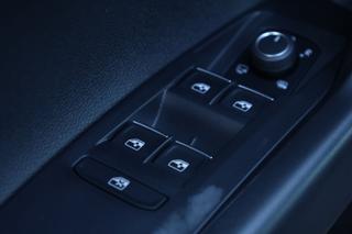 VOLKSWAGEN Taigo usata, con Autoradio digitale