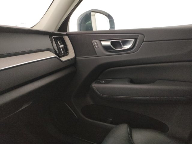 VOLVO XC60 usata, con Controllo elettronico della corsia