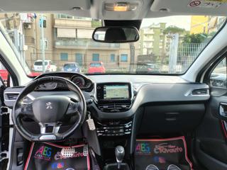 PEUGEOT 2008 usata, con Controllo automatico clima