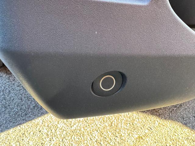 MAXUS Deliver 9 usata, con Volante multifunzione