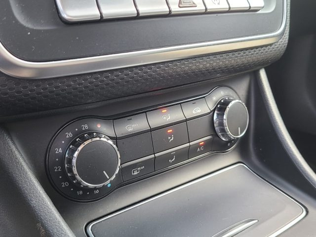 MERCEDES-BENZ A 160 usata, con Isofix