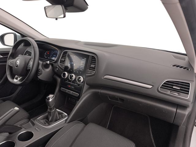 RENAULT Megane usata, con Sensori di parcheggio posteriori