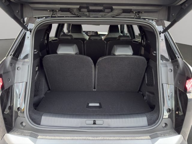 PEUGEOT 5008 usata, con Riconoscimento dei segnali stradali