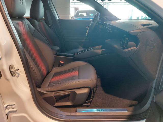 ALFA ROMEO Junior usata, con Park Distance Control