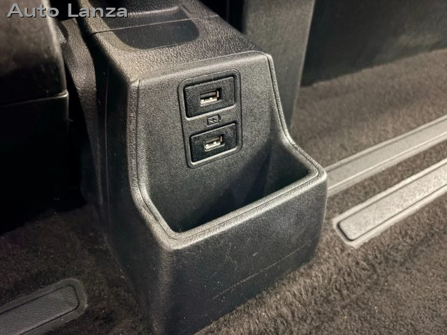 FORD Tourneo Custom usata, con USB