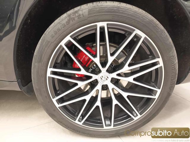 PORSCHE Macan usata, con Specchietti laterali elettrici