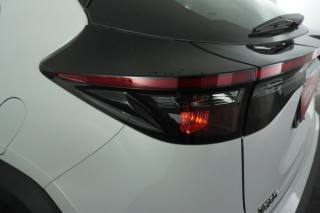 TOYOTA Yaris Cross usata 8