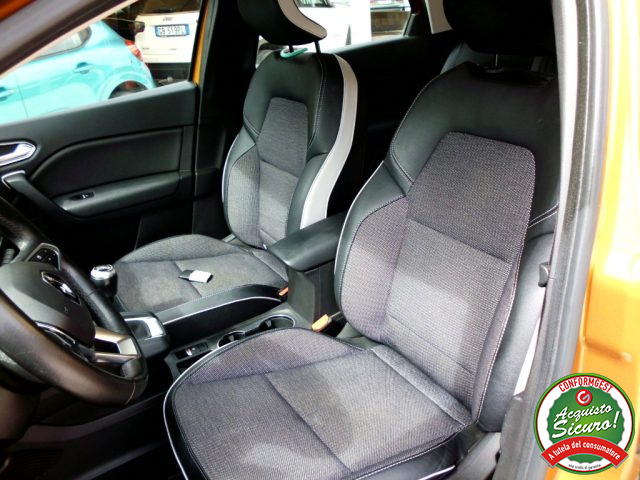 RENAULT Captur usata, con Controllo automatico clima