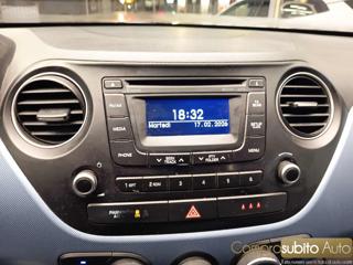 HYUNDAI i10 usata 25